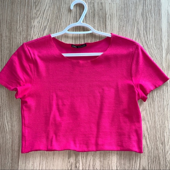 Zara Tops - (2 for $20!) Zara cropped tshirt